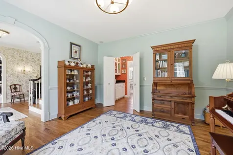 932 Small Drive Elizabeth City NC 27909