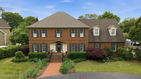 932 Small Drive Elizabeth City NC 27909