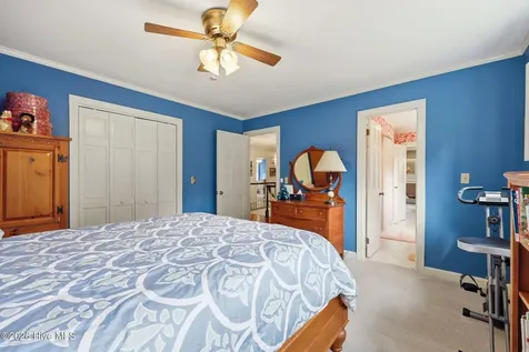 932 Small Drive Elizabeth City NC 27909