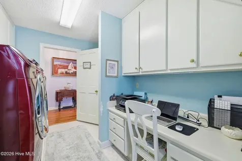 932 Small Drive Elizabeth City NC 27909
