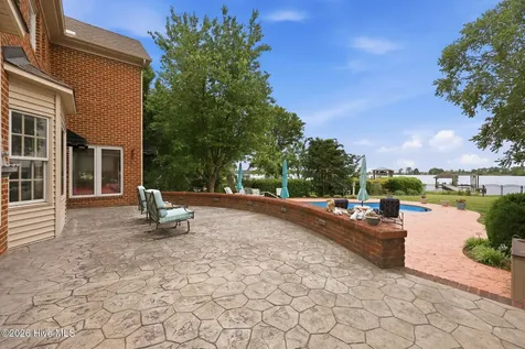 932 Small Drive Elizabeth City NC 27909