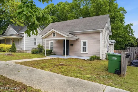 204 W Hill Street Benson NC 27504