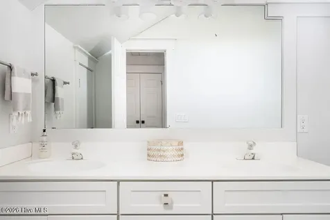 5 Grove Court Bald Head Island NC 28461