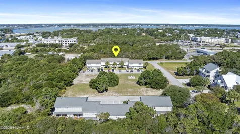 8817 Janell Court Emerald Isle NC 28594