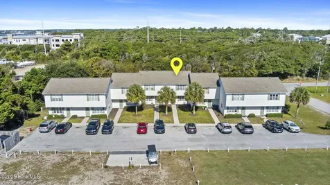 8817 Janell Court Emerald Isle NC 28594