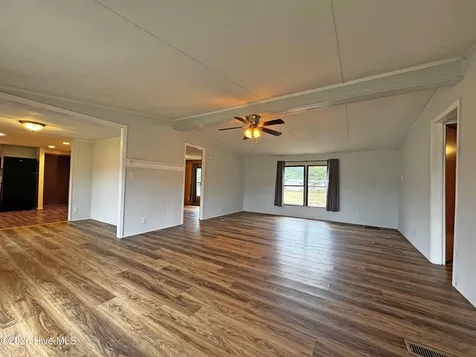 156 Countryside Drive Aberdeen NC 28315