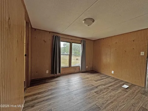 156 Countryside Drive Aberdeen NC 28315