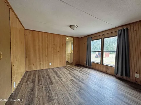 156 Countryside Drive Aberdeen NC 28315