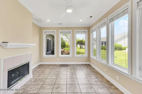4418 Willow Moss Way Southport NC 28461