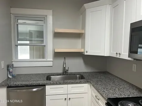 240 E New Hampshire Avenue Southern Pines NC 28387