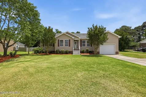 602 Forest Park Road Elizabeth City NC 27909