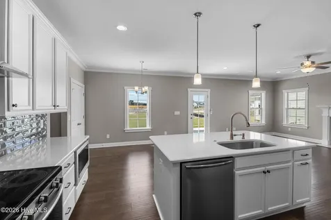 2712 Frances Court Grimesland NC 27837