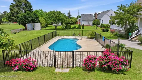 103 Bunch Road Aydlett NC 27916