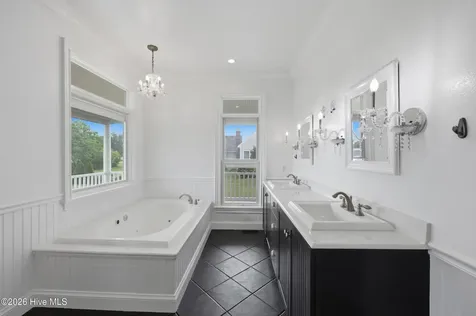 103 Bunch Road Aydlett NC 27916