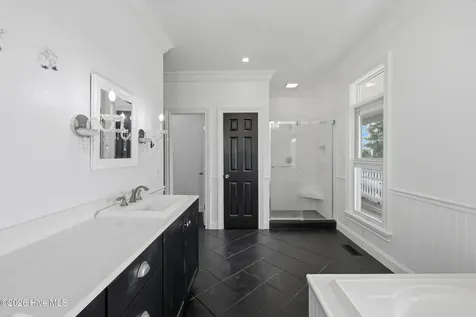 103 Bunch Road Aydlett NC 27916