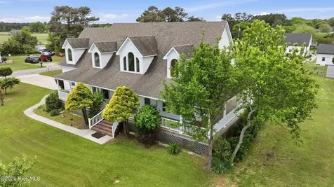 103 Bunch Road Aydlett NC 27916