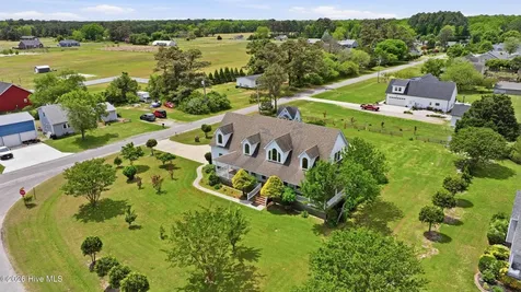103 Bunch Road Aydlett NC 27916