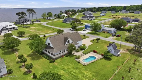 103 Bunch Road Aydlett NC 27916