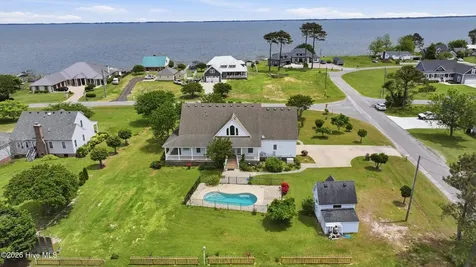 103 Bunch Road Aydlett NC 27916