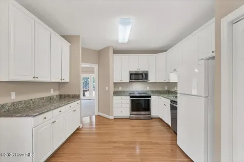 5 Oak Tree Lane Pinehurst NC 28374