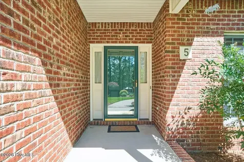 5 Oak Tree Lane Pinehurst NC 28374