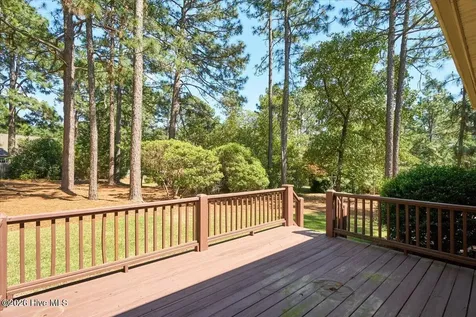 5 Oak Tree Lane Pinehurst NC 28374