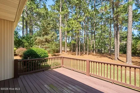 5 Oak Tree Lane Pinehurst NC 28374
