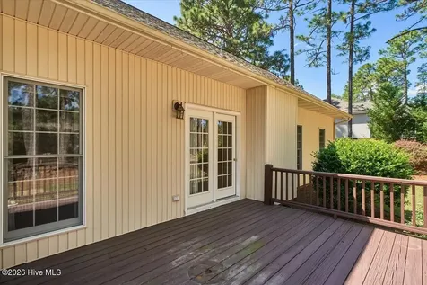 5 Oak Tree Lane Pinehurst NC 28374