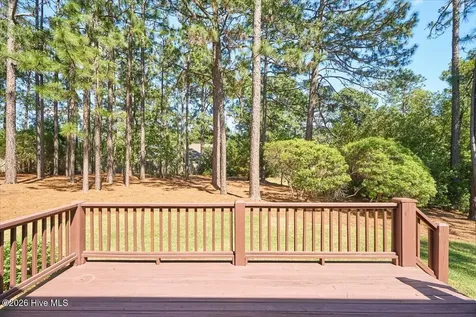 5 Oak Tree Lane Pinehurst NC 28374