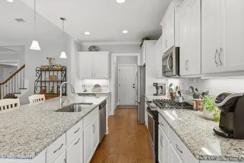 3253 Wild Azalea Way SE Southport NC 28461