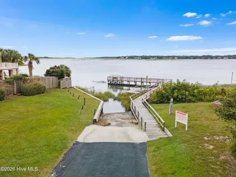782 Folly Drive SE Bolivia NC 28422