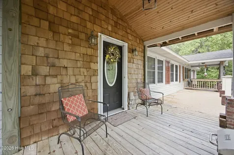 104 Old River Road Beaufort NC 28516
