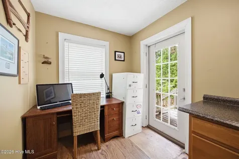 104 Old River Road Beaufort NC 28516