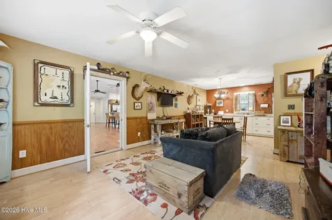 104 Old River Road Beaufort NC 28516