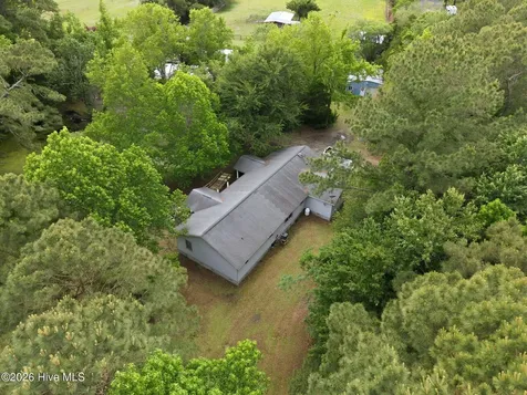 104 Old River Road Beaufort NC 28516