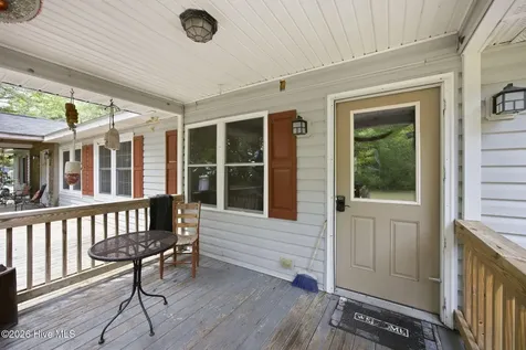 104 Old River Road Beaufort NC 28516