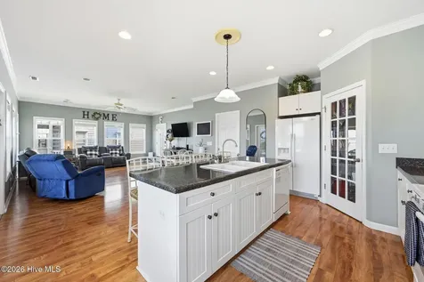 3055 3rd Street Surf City NC 28445