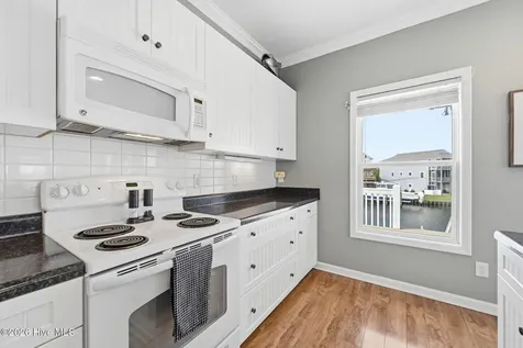 3055 3rd Street Surf City NC 28445