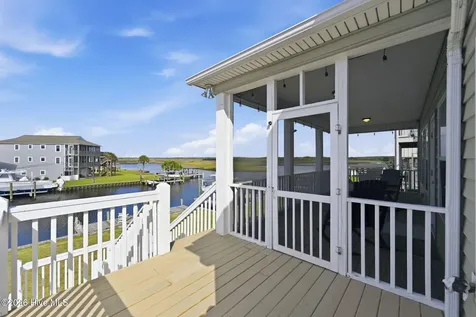 3055 3rd Street Surf City NC 28445