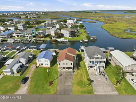 3055 3rd Street Surf City NC 28445