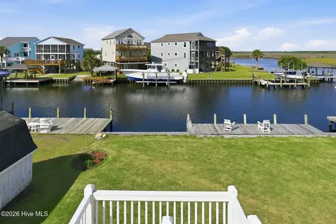 3055 3rd Street Surf City NC 28445