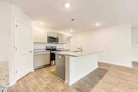 611 Forecastle Lane Jacksonville NC 28546