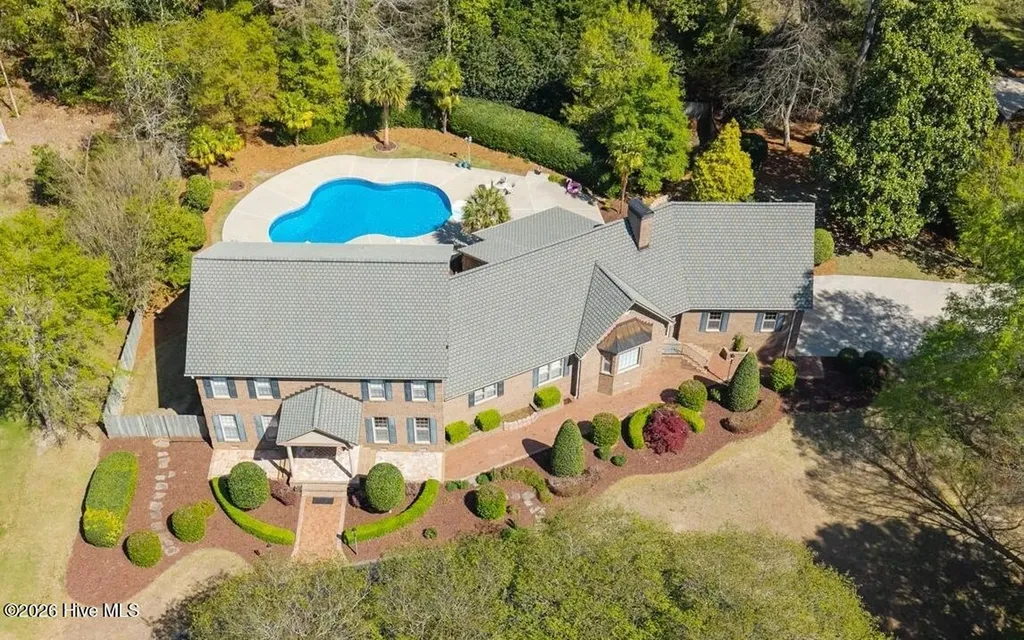 120 Robin Road Greenville NC 27858