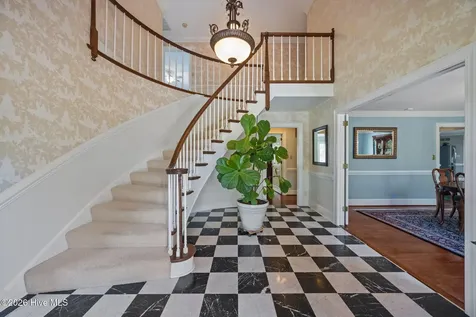 120 Robin Road Greenville NC 27858