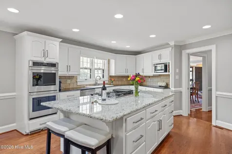 120 Robin Road Greenville NC 27858