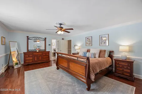 120 Robin Road Greenville NC 27858