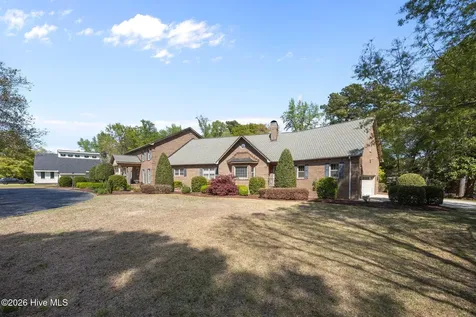 120 Robin Road Greenville NC 27858