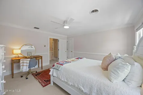 120 Robin Road Greenville NC 27858