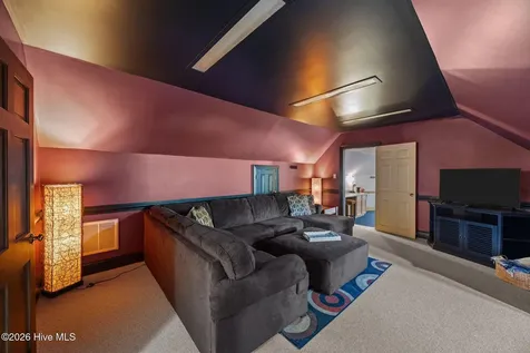 120 Robin Road Greenville NC 27858