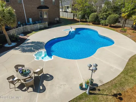 120 Robin Road Greenville NC 27858